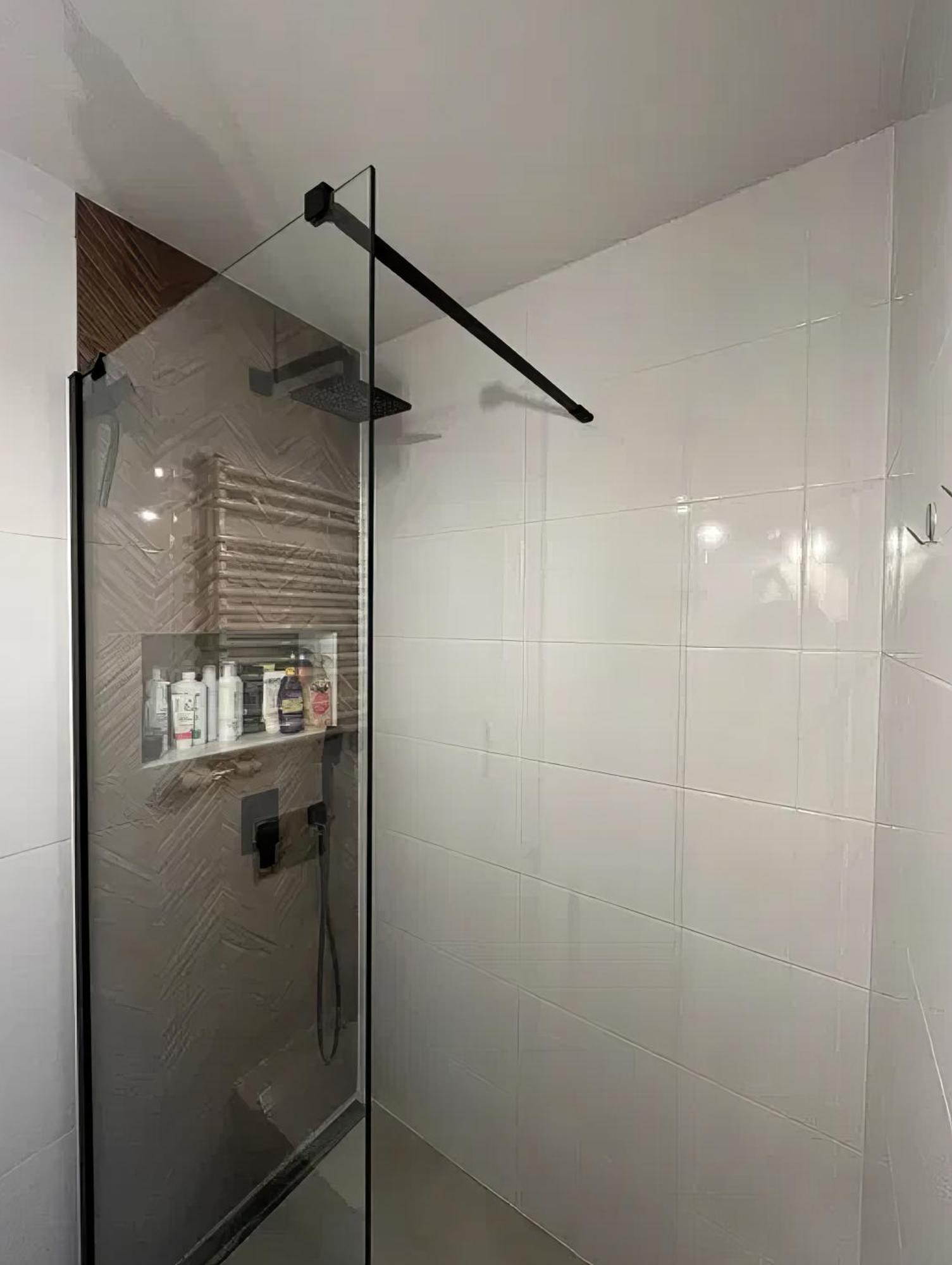 R1 Apartments วอร์ซอ ภายนอก รูปภาพ